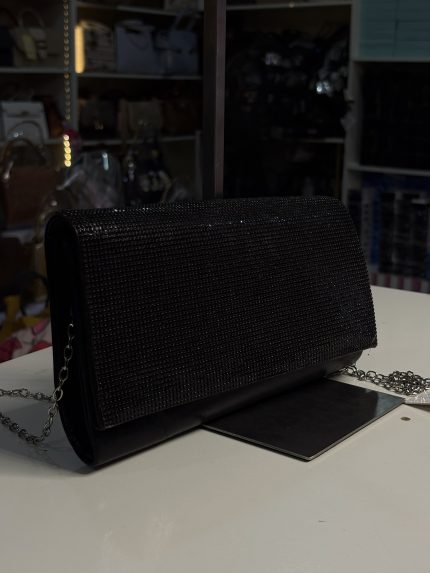 Cluch black