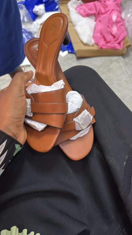 Shoe