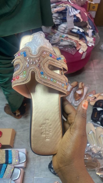 Shoe