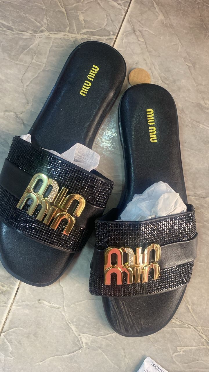Shoe